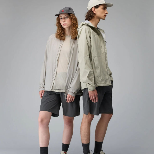 Hiking Patrol x Mammut Light Shorts Gabbro