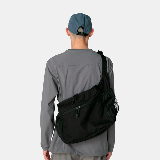 Snow Peak Middle Shoulder Bag Black