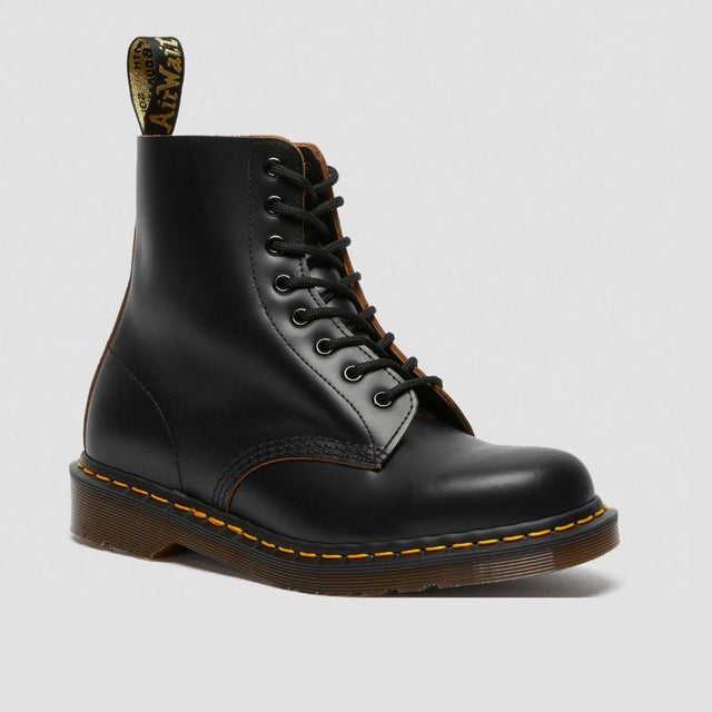 Dr. Martens Vintage 1460 Unisex Black Quilon