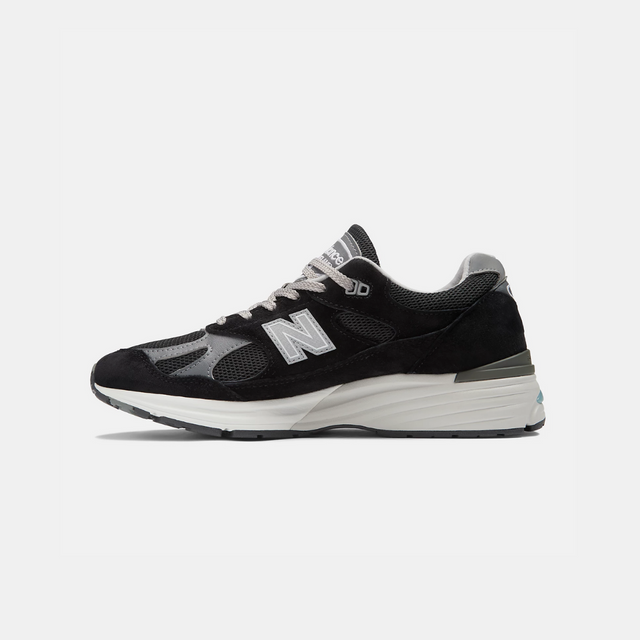 New Balance Made In UK 991v2 Black Smoked Pearl & Silver