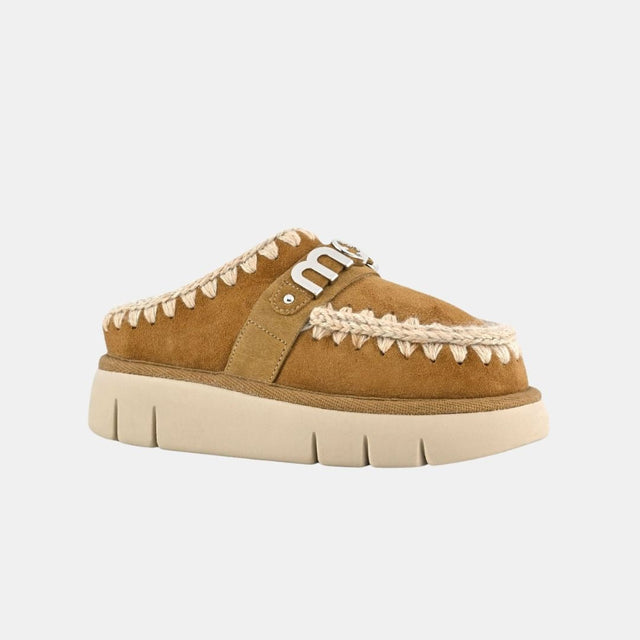Mou Bounce Clog Metal Logo Cognac Suede