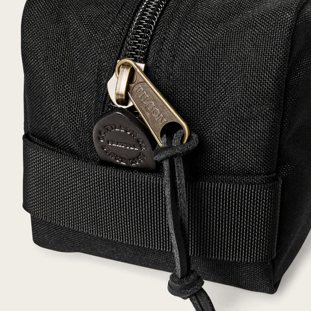 Filson Dryden Dopp Kit Black