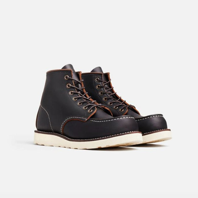 Red Wing Shoes Classic Moc 8849 Black