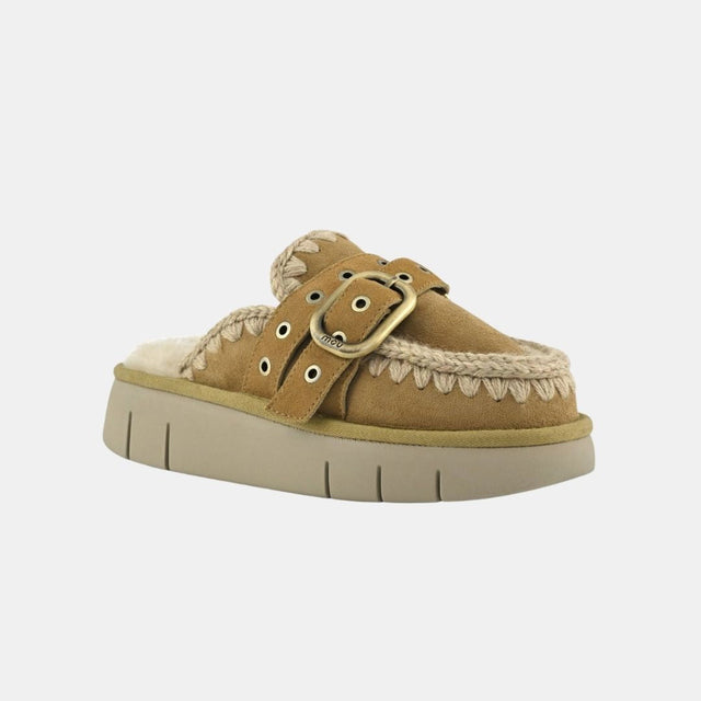 Mou Bounce Clog Buckle Straps Tobacco