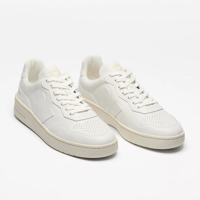 Veja V-90 O.t. Leather Extra White
