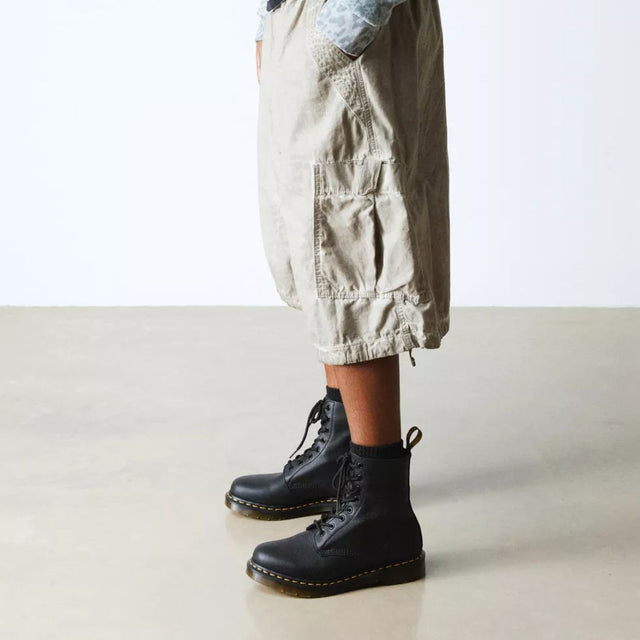 Dr. Martens 1460 Women's Pascal Black Virginia