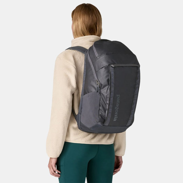 Patagonia Black Hole Pack 32L Smolder Blue mit Forge Gray