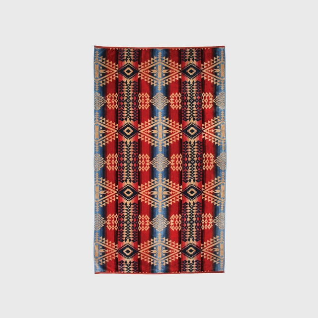 Pendleton Oversized Jacquard Spa Towel Canyolands Desert Sky