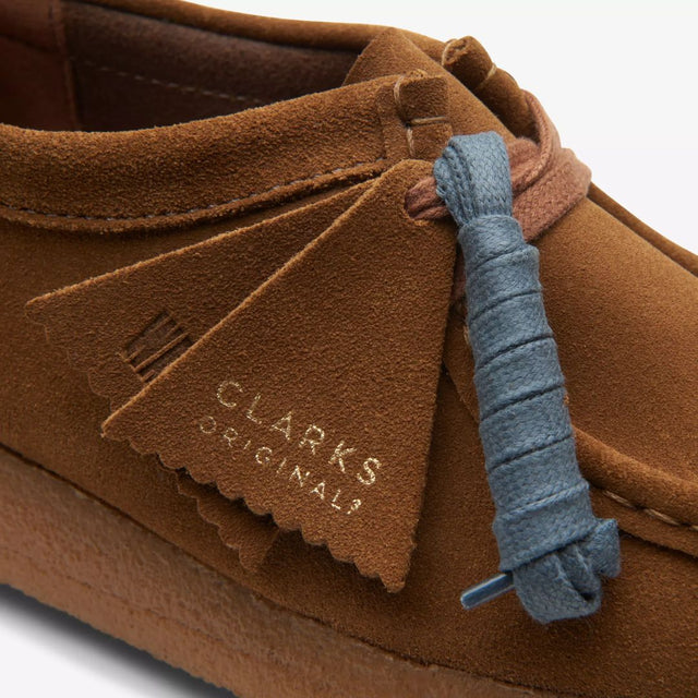 Clarks Wallabee Women's Cola Suede