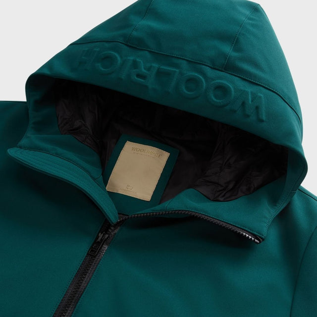 Woolrich Men's Pacific Jacket in Tech Softshell Ponderosa Pine