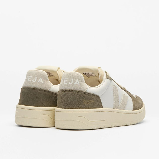 Veja V-82 White Natural Kaki