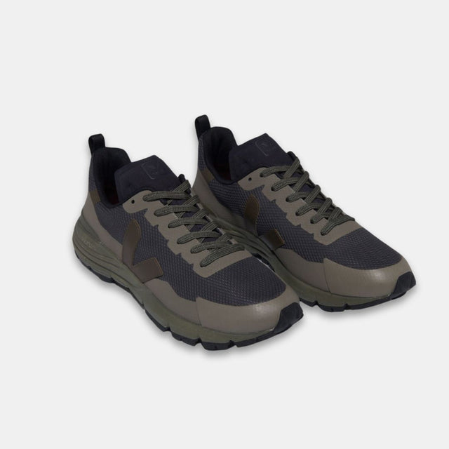 Veja Men's Dekkan Alveomesh Grafite Eagle