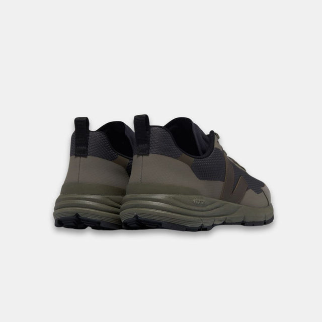 Veja Men's Dekkan Alveomesh Grafite Eagle