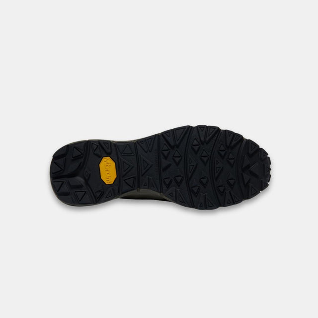 Veja Men's Dekkan Alveomesh Grafite Eagle