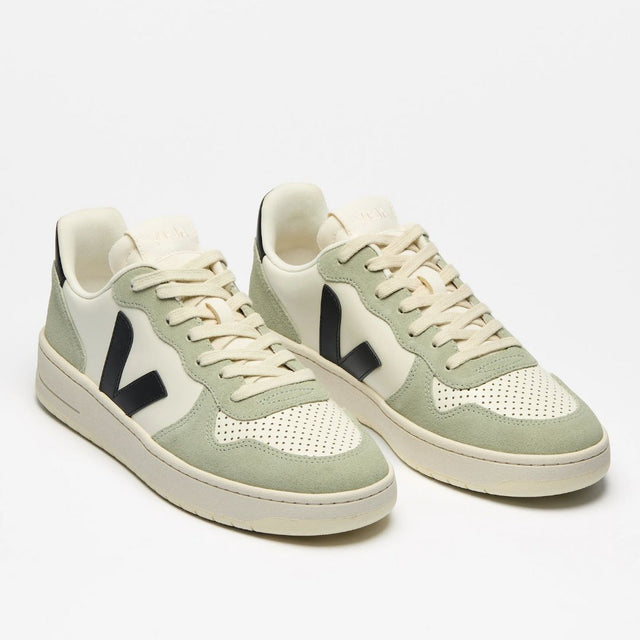 Veja Women's V-10 Leather Pure Black Clay