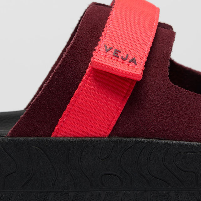 Veja Women's Arpoador Suede Soft Amarante Rose-Fluo Black