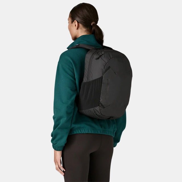 Patagonia Atom Daypack 24L Black
